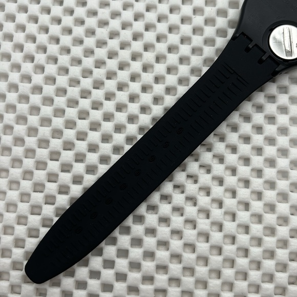 Swatch Watch - GB225 - PHONING HOME - Picture 8 of 9